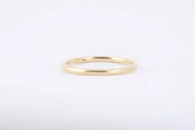 14k Yellow Gold Band Size 8.25 (1.77g.)