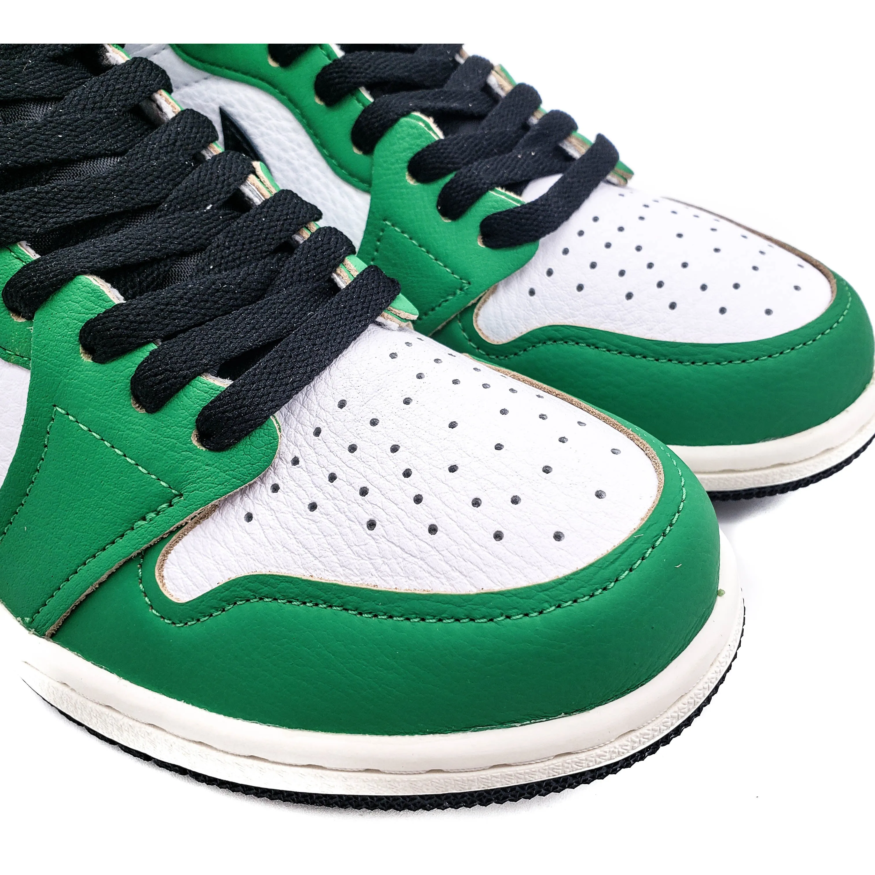 AIR JORDAN 1 RETRO HIGH LUCKY GREEN (WOMEN'S)