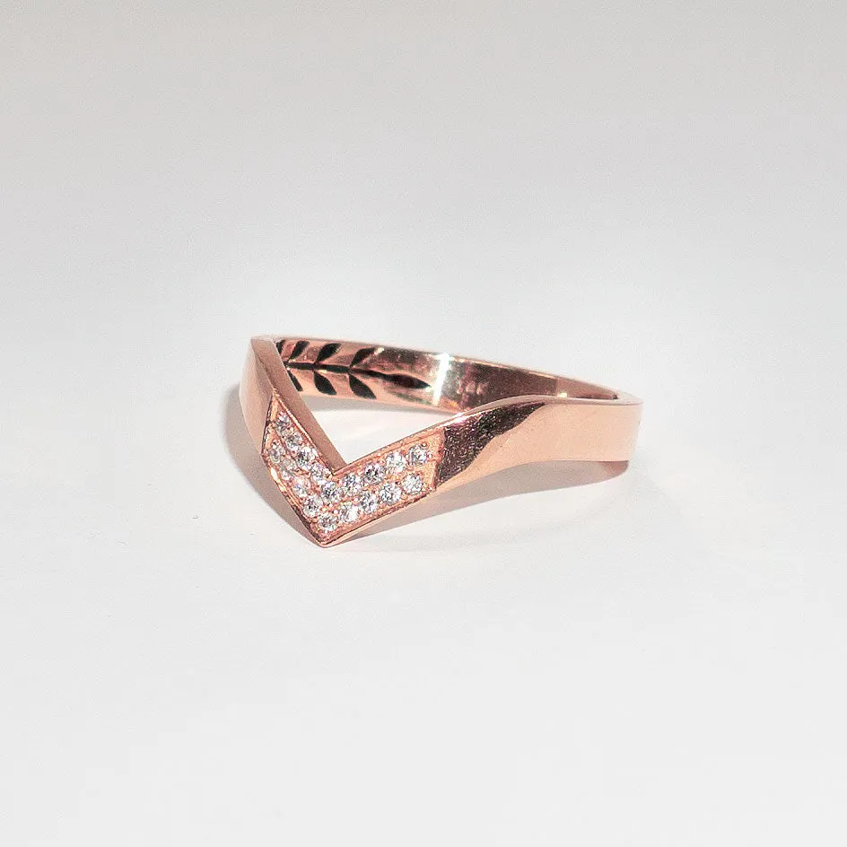 Andromeda Band Diamond Ring