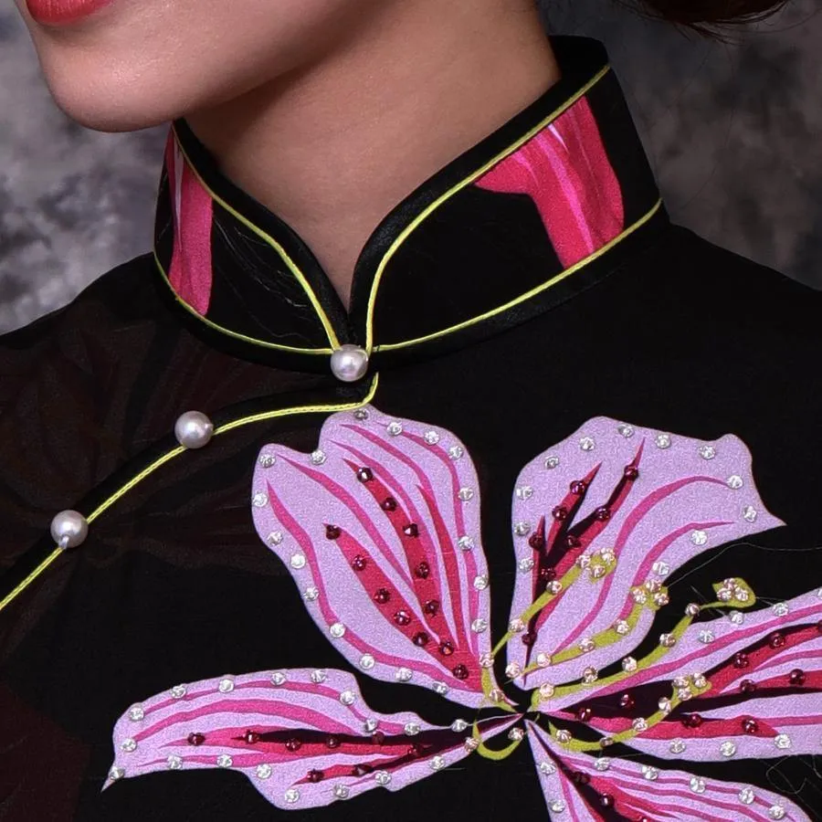 【BAUHINIA】 100% Silk Crystal Cheongsam (Cap Sleeve)