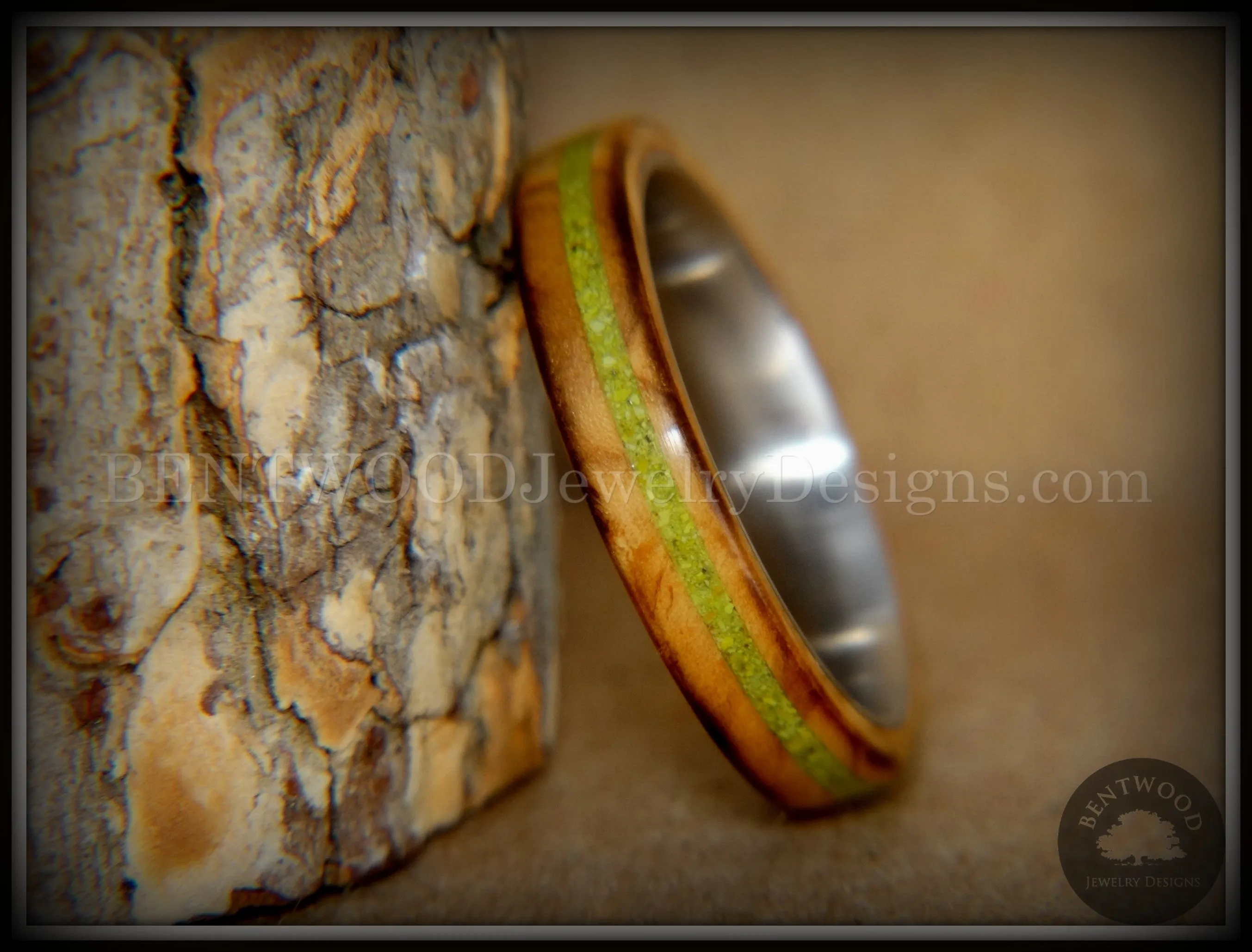 Bentwood Ring - Inlaid Ole Smoky Olive Wood Ring with Green Apple Turquoise Inlay on Surgical Steel