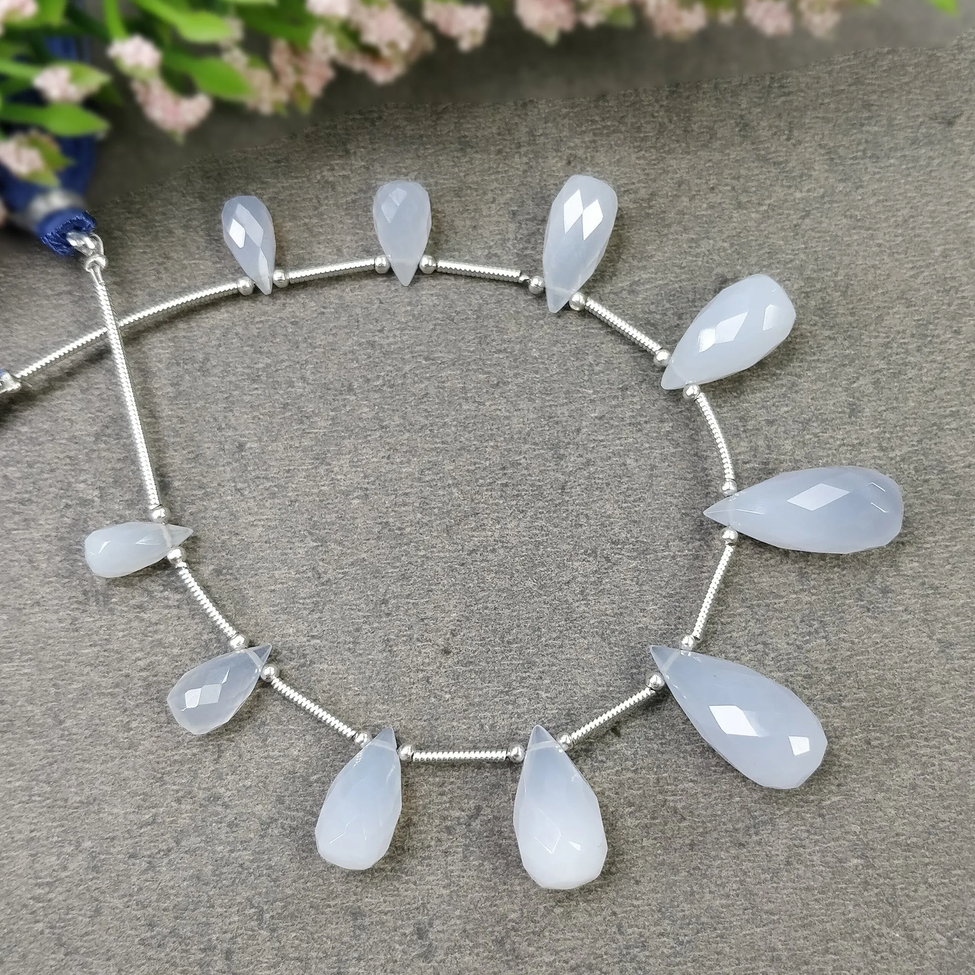 BLUE CHALCEDONY Gemstone Checker Cut Loose Beads : 40.00cts Natural Untreated  Faceted Tear Drops Beads 9.5mm - 18mm