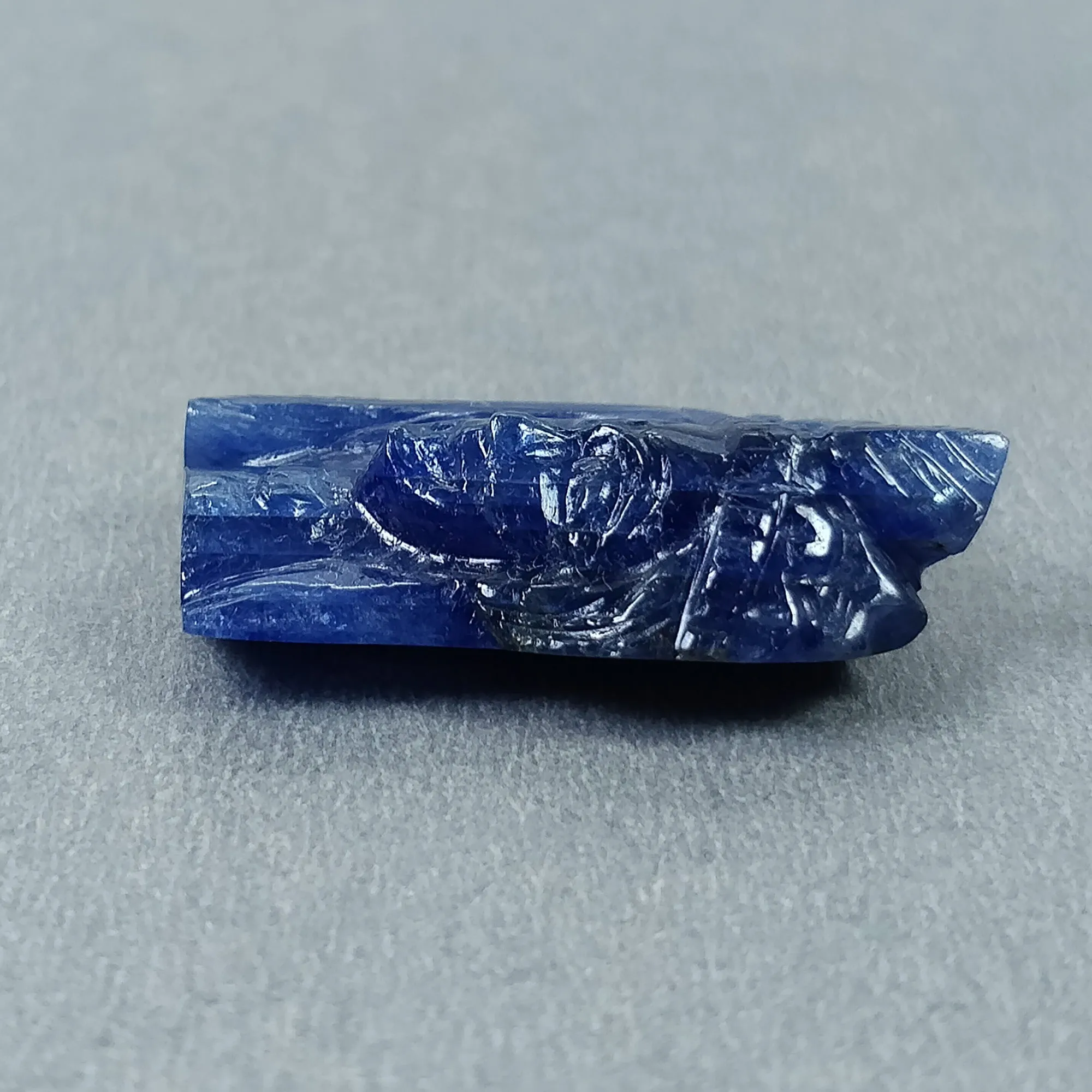 BLUE SAPPHIRE Gemstone Carving September Birthstone : 29.80cts Natural Untreated Sapphire Gemstone Hand Carved QUEEN Face 27*17mm 1pc