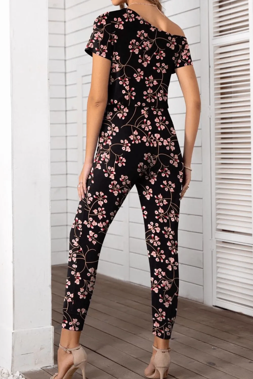 Chic Asymmetrical Neck Short Sleeve Jumpsuit for Women - Trendy One-Piece Outfit with Unique Design