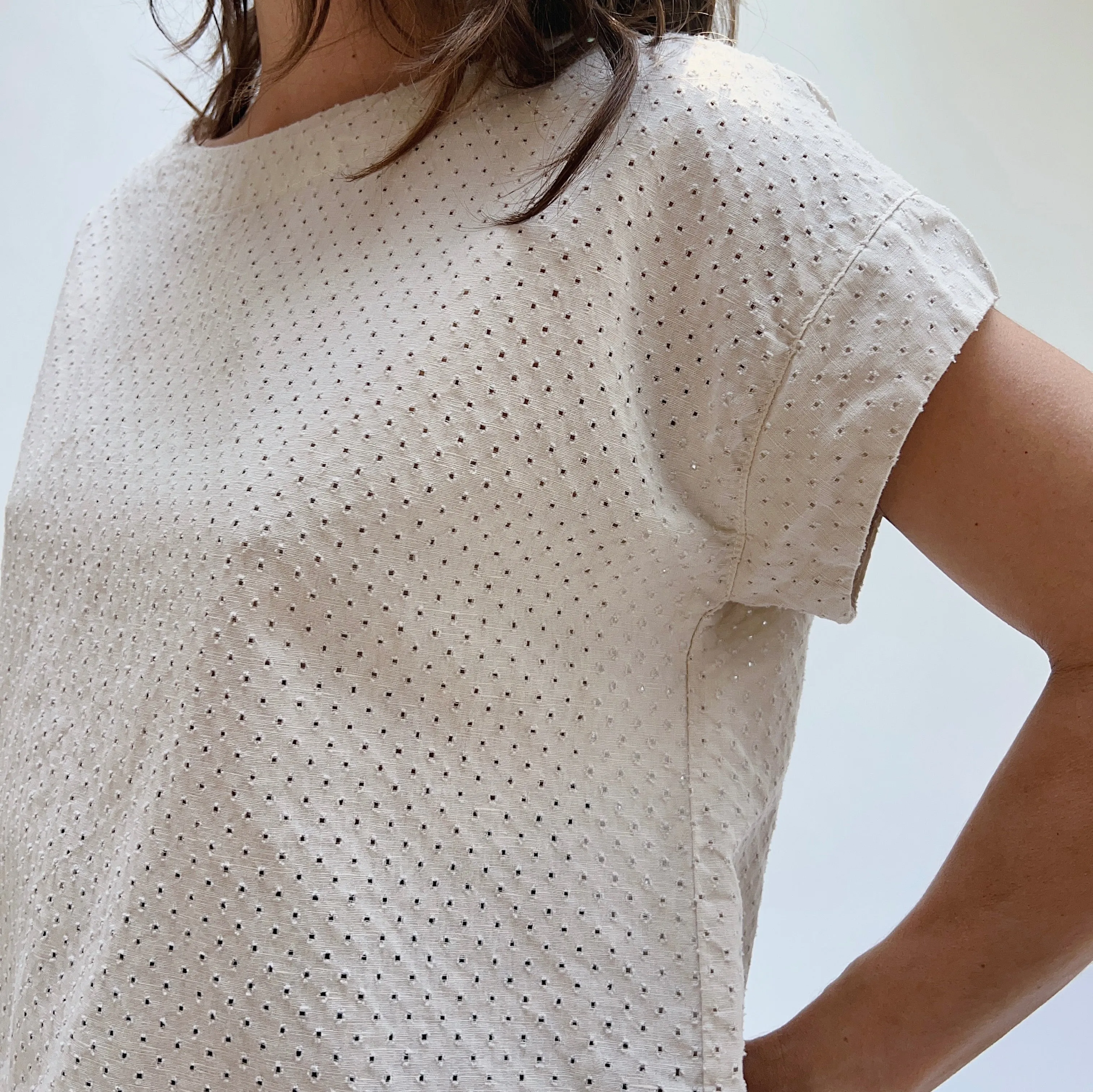 Cut Loose | Pinhole Short Sleeve Top in Jicama