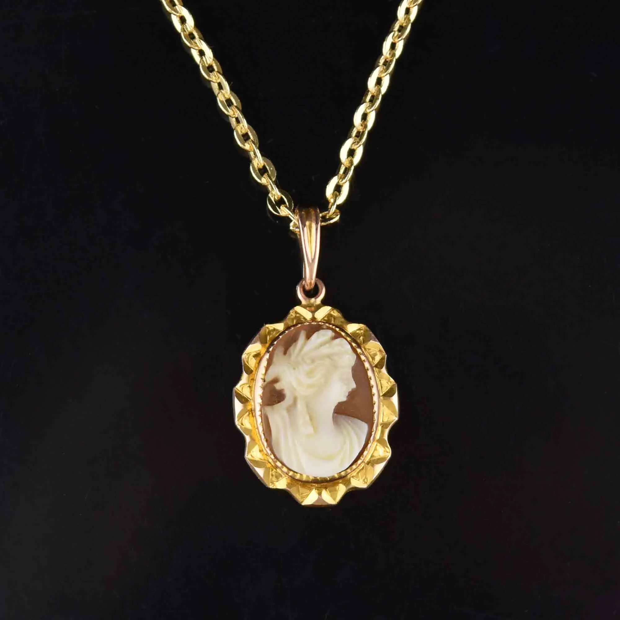 Edwardian Carved Shell Cameo 10K Gold Pendant