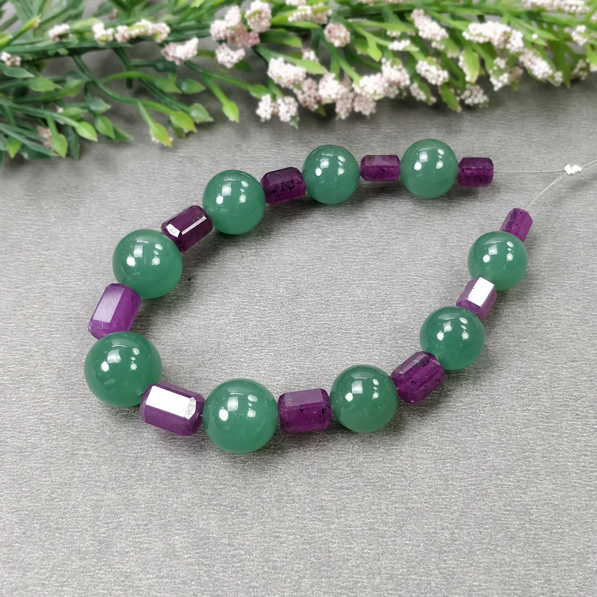 Green QUARTZITE With Raspberry SAPPHIRE Gemstone Loose Beads : 123.30cts Natural Untreated Quartzite Round Balls Pencil 7.10"