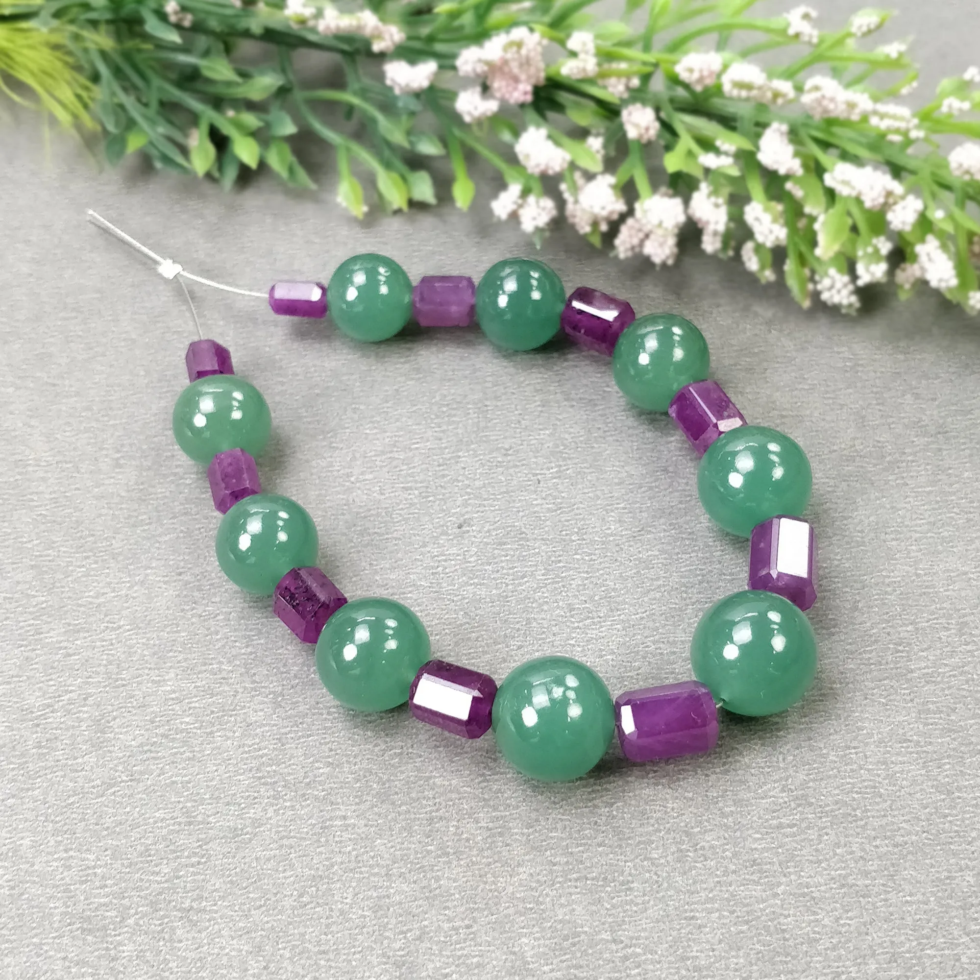 Green QUARTZITE With Raspberry SAPPHIRE Gemstone Loose Beads : 123.30cts Natural Untreated Quartzite Round Balls Pencil 7.10"