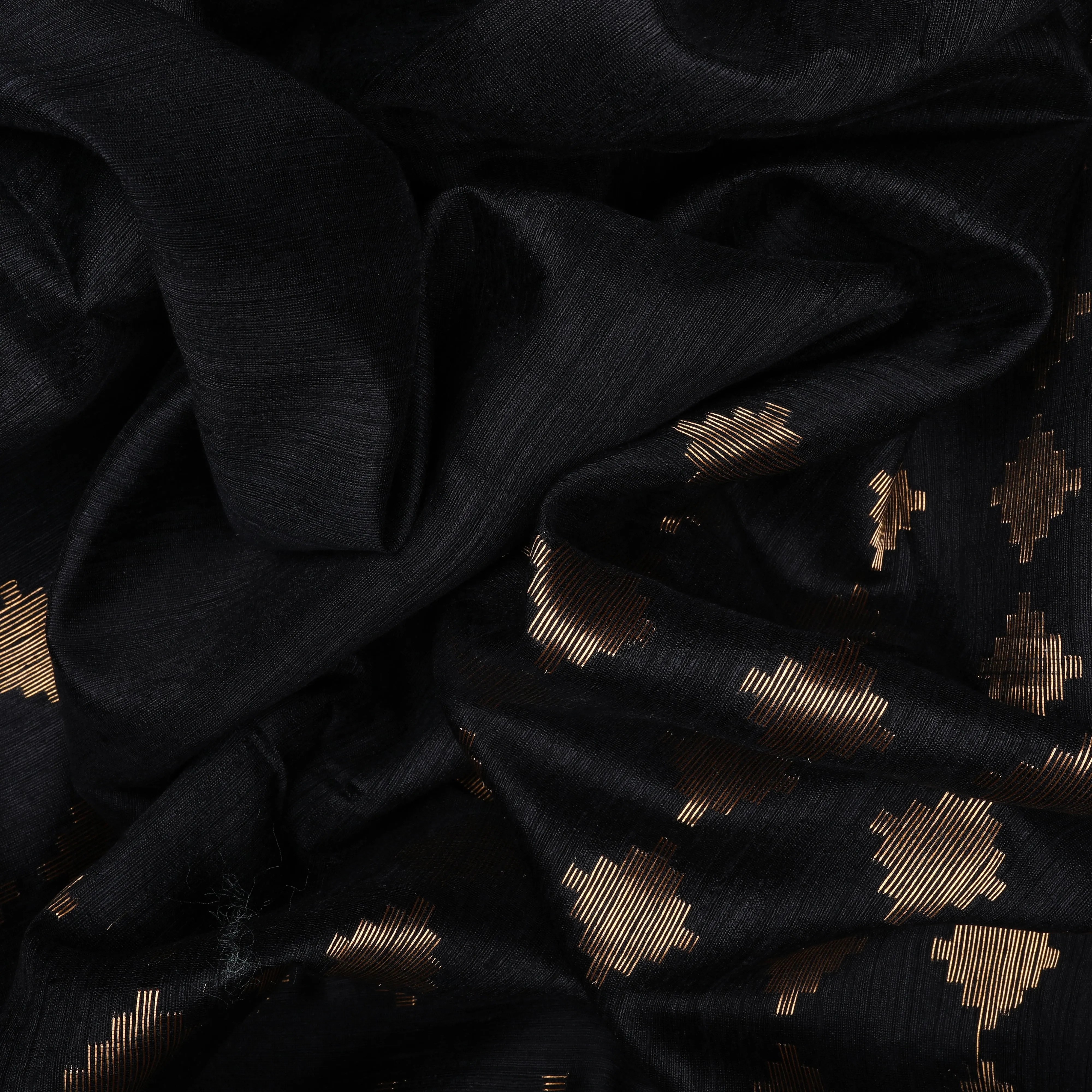 Handwoven Black Matka Silk Saree - 1220T000734DSC