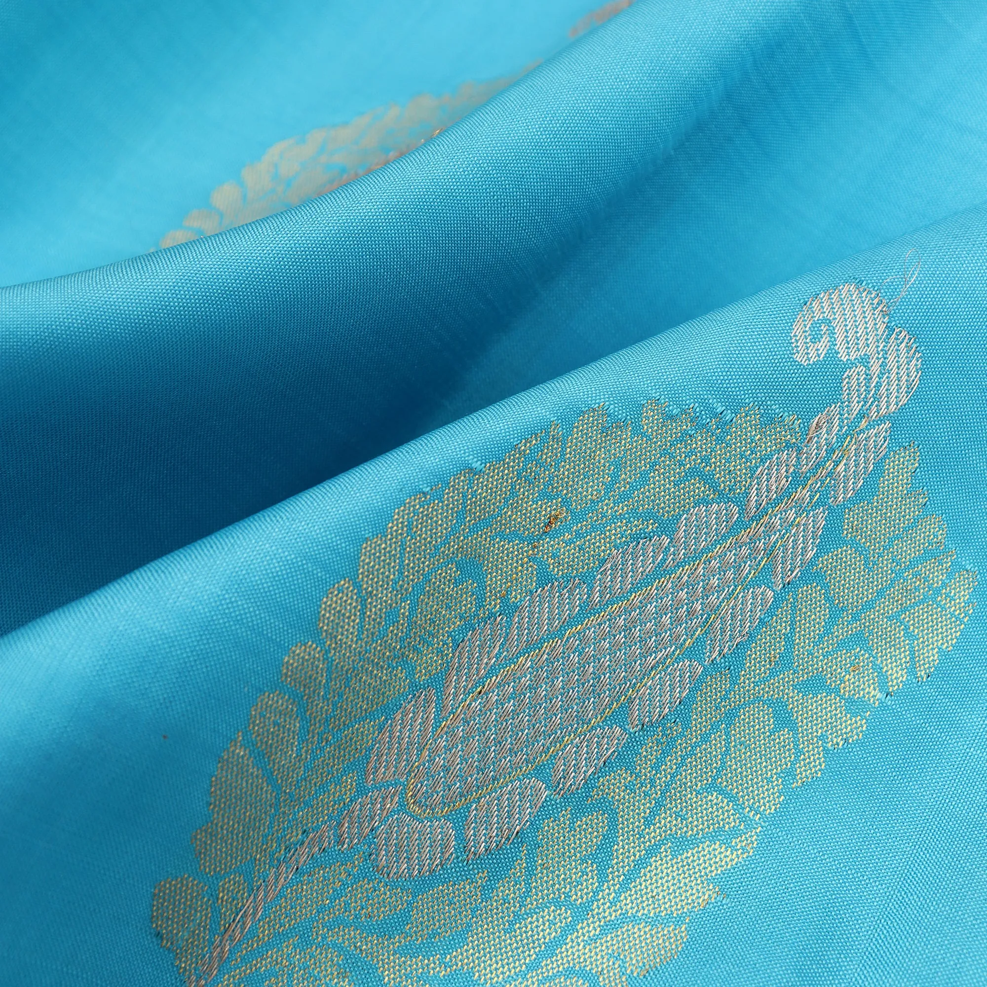 Handwoven Blue Kanjivaram Silk Saree - 382N016224DSA