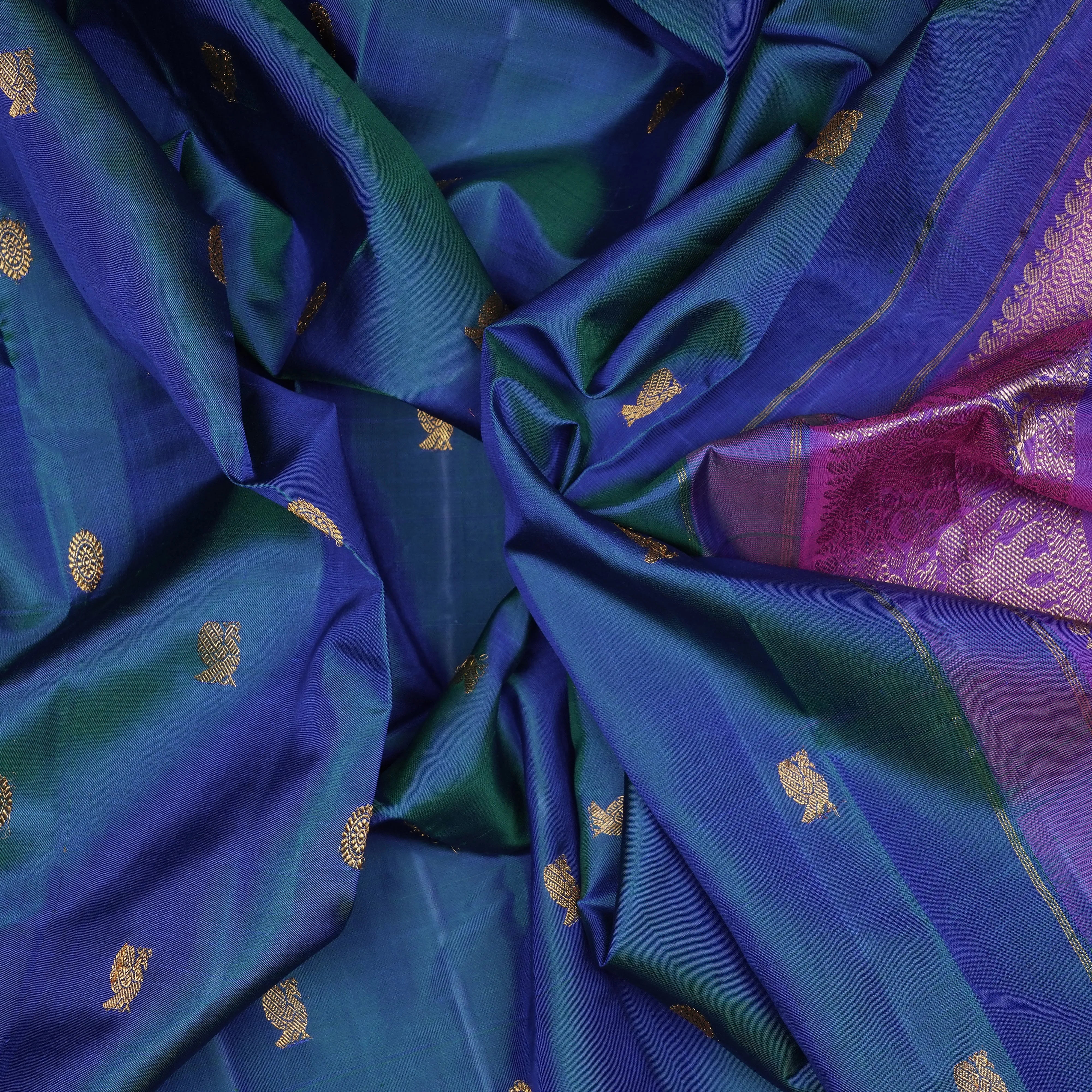 Handwoven Blue with Violet Kanjivaram Silk Saree - 2132T010641DSC