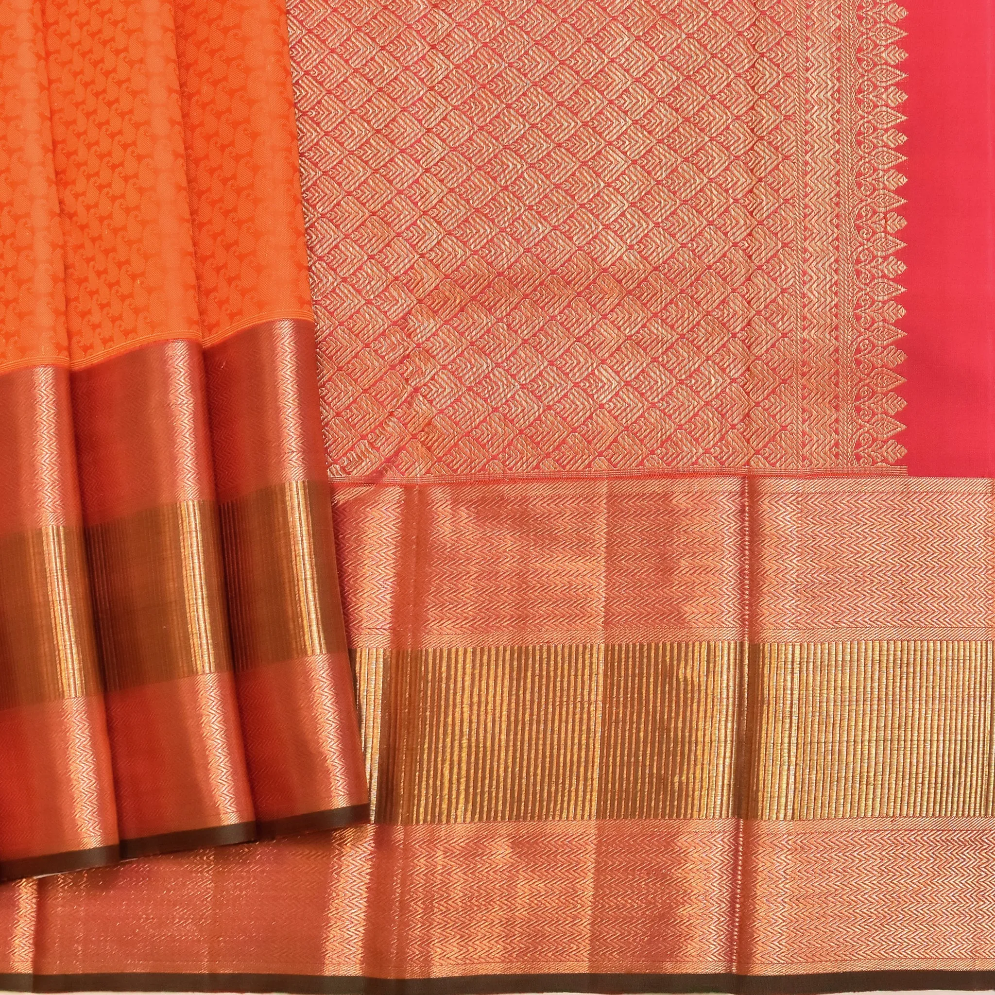 Handwoven Orange with Peach Kanjivaram Silk Saree - 414N000484DSS