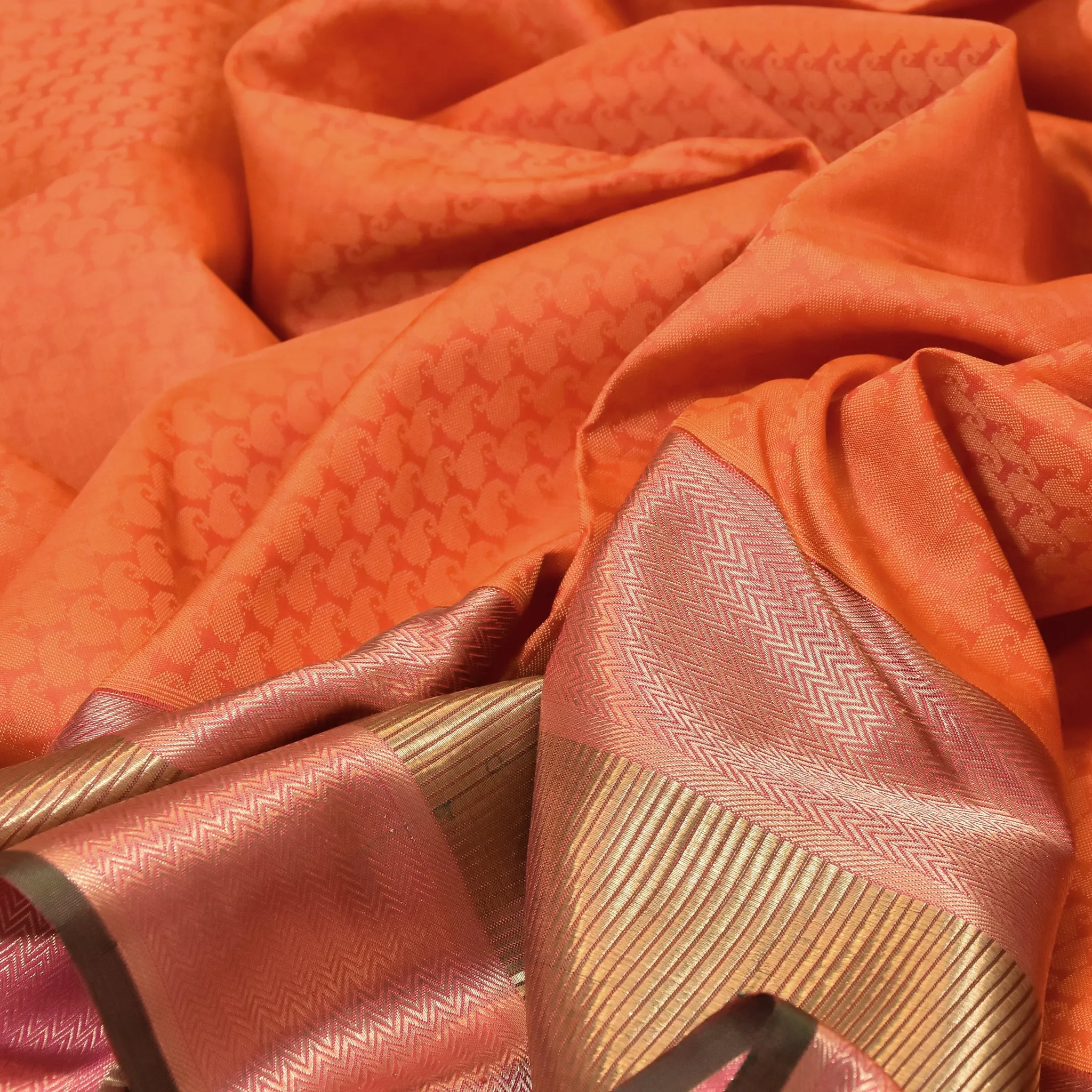 Handwoven Orange with Peach Kanjivaram Silk Saree - 414N000484DSS