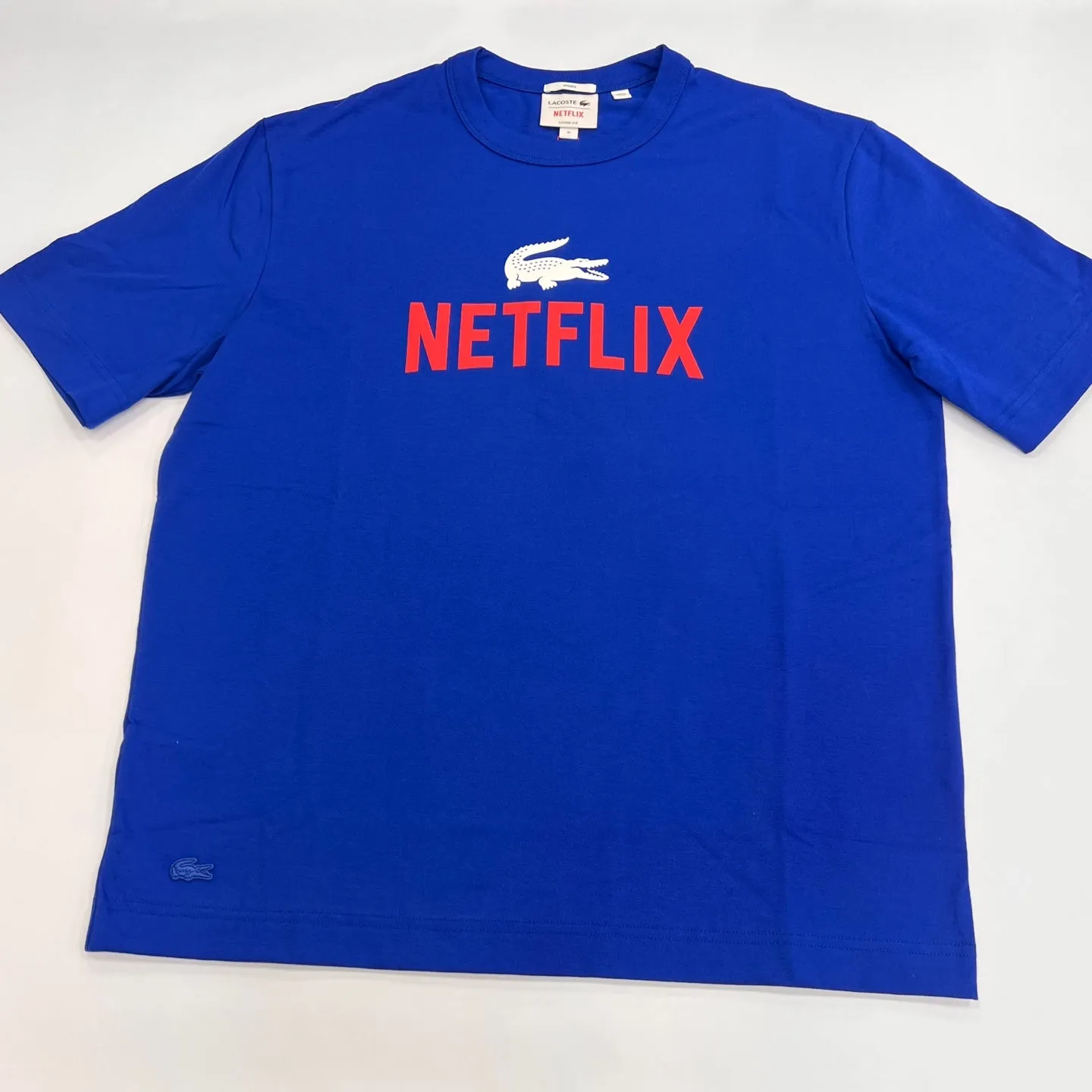 LACOSTE x NETFLIX Unisex Loose Fit Organic Cotton T-shirt