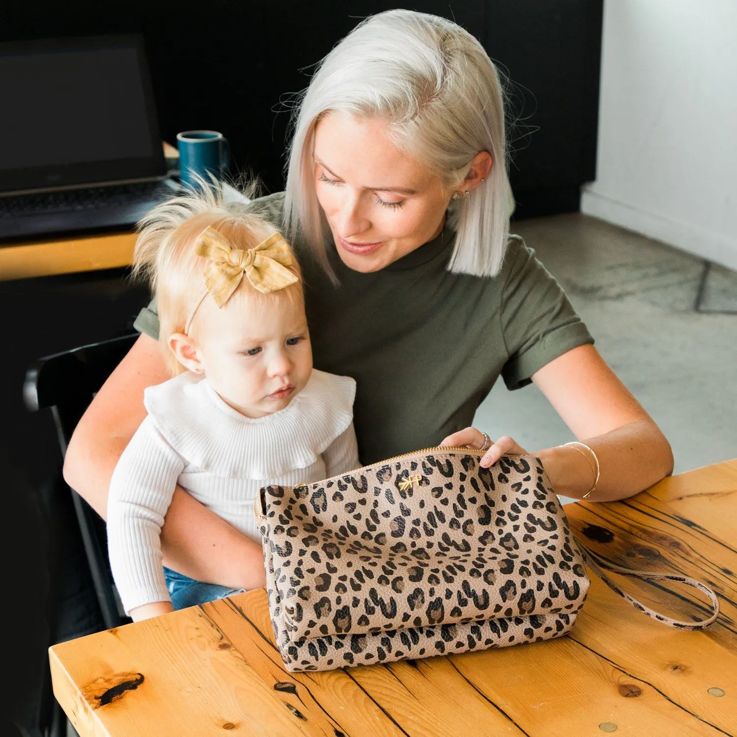 Leopard Classic Clutch