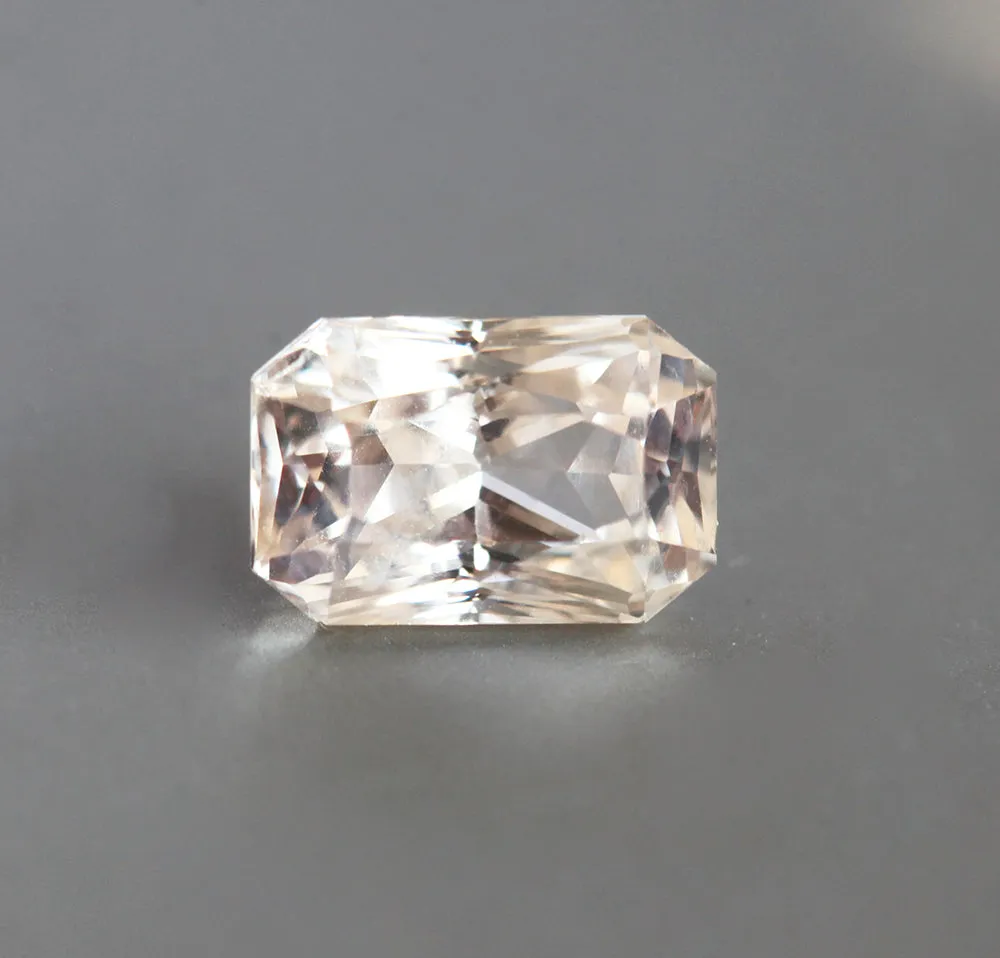 Loose 3.25 Ct Octagon Peach Pink Sapphire