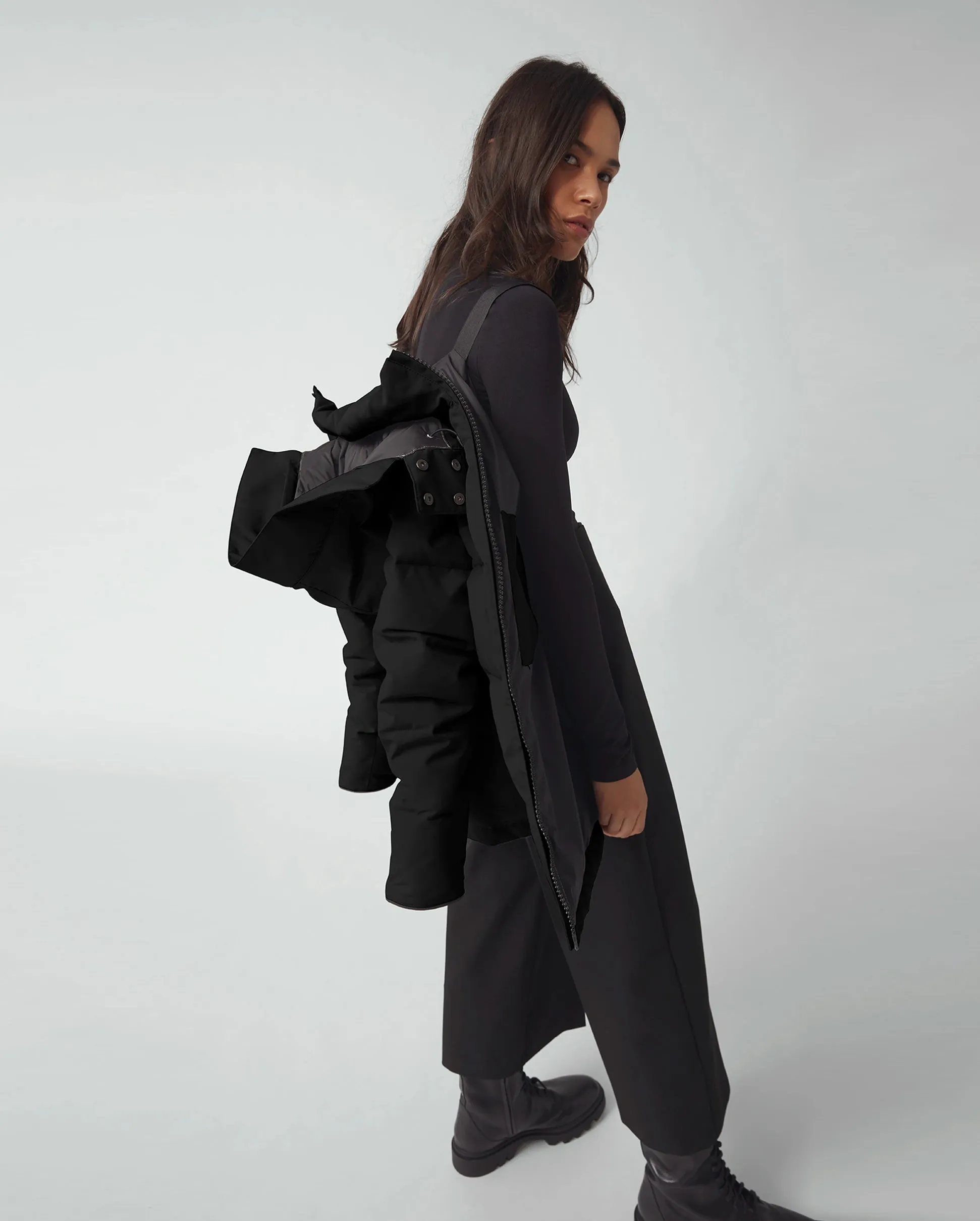 WMN'S CHELSEA PARKA / BLACK